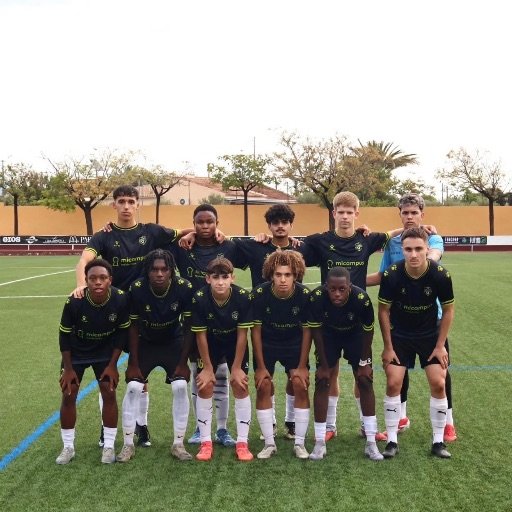 How To Become A Footballer At 13? Learn Skills And Training Plans