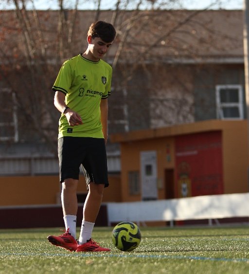 How To Practice Football At Home Alone? Match Skills And Soccer Fitness