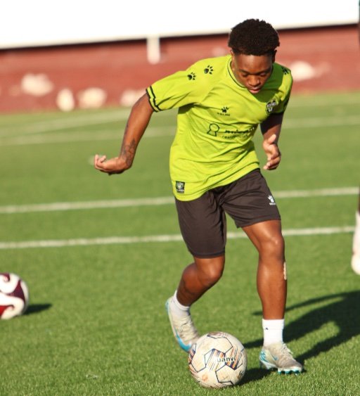 soccer forward dribbling training alicante football academy