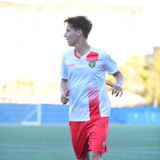 soccer id camp player preparing to stand out
